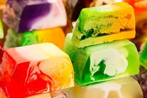 Making glycerine soap