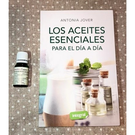 Book - Los Aceites Esenciales para el Día a Día