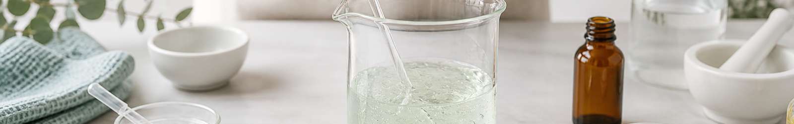 Weigh the main emollient