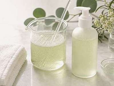 Comfort shower gel with Sodium Cocoyl Wheat Polypeptide