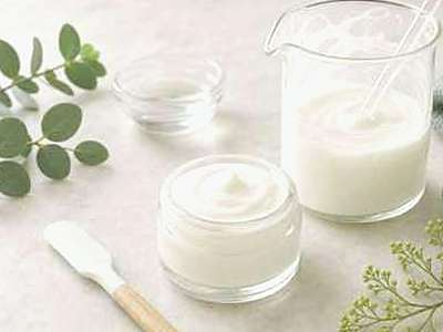 Fluid body milk with Montanov L